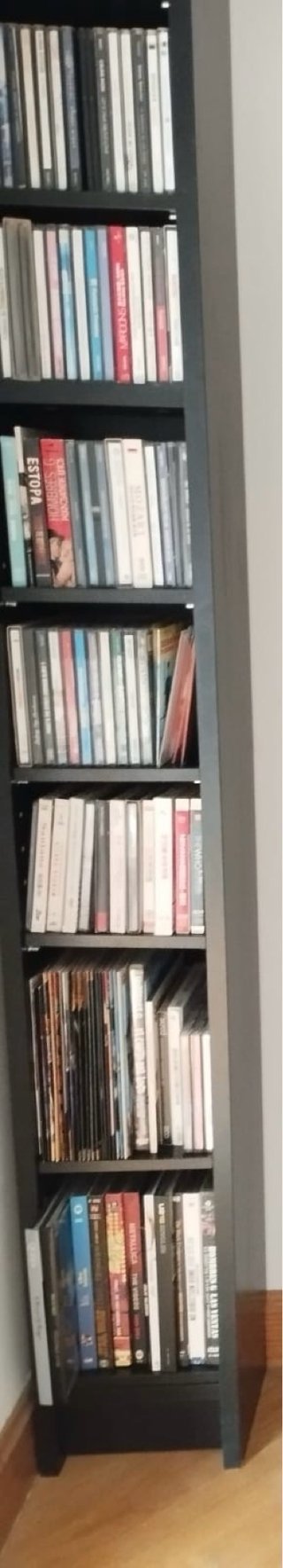 Estantería CD GNEDBY Ikea Negra