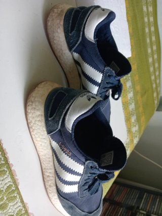 Zapatillas Adidas Azul y Blanco