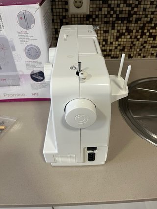 Máquina de coser Singer Promise 1412