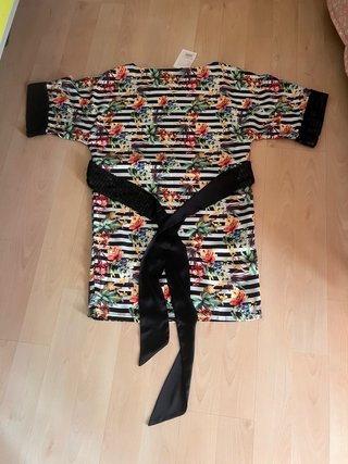 Vestido estampado rayas y flores