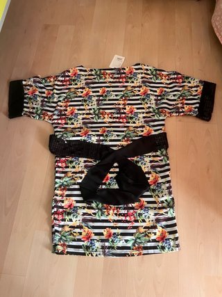 Vestido estampado rayas y flores