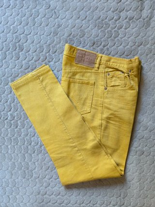 Calças Amarelo mostarda Corduroy