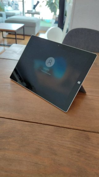 Tablet Microsoft Surface Pro 1.
