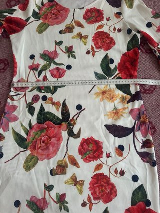 Vestido midi estampado floral