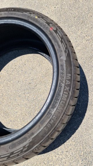 Neumáticos 225/45/17