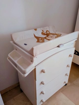 Cómoda bañera bebé Micuna