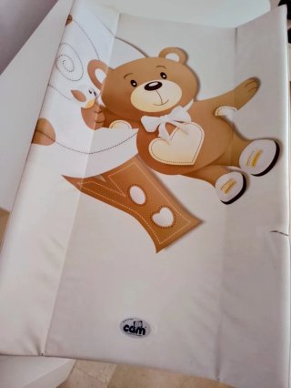Cómoda bañera bebé Micuna
