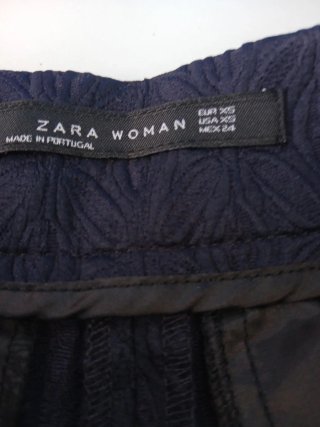 Falda pantalón niña,es una xs para niña delgada