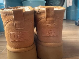 Stivaletti UGG Platform N. 38