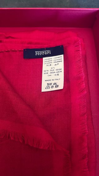 Pañuelos oficiales Ferrari rojo