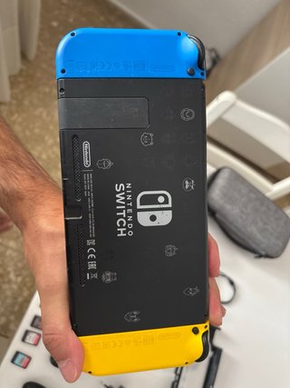 Nintendo Switch + Accesorios y Juegos