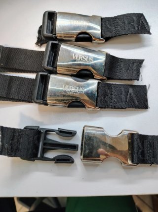 Moschettoni metallo Versus Versace