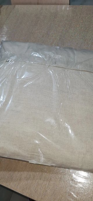 Cuscini decorativi beige e bianchi,4 pezzi