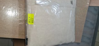 Cuscini decorativi beige e bianchi,4 pezzi