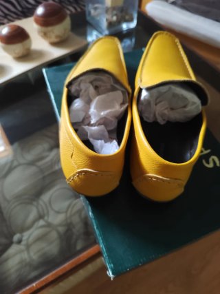 Mocasin caballero Springfield amarillo
