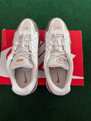 Nike P-6000 Beige/Marrón Talla 42.5