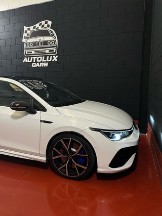 Volkswagen Golf R 8 Akrapovic