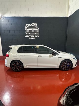 Volkswagen Golf R 8 Akrapovic
