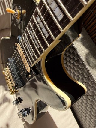 Guitarra Eléctrica Estilo Les Paul Negra