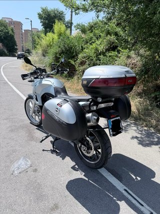 BMW 650GS Plata y Negra
