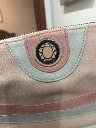 Bolso de mano rosa y multicolor