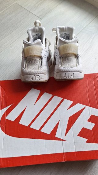 Nike Huarache Donna Tg. 40.5