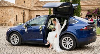 Tesla Model X para Bodas y Eventos Especiales