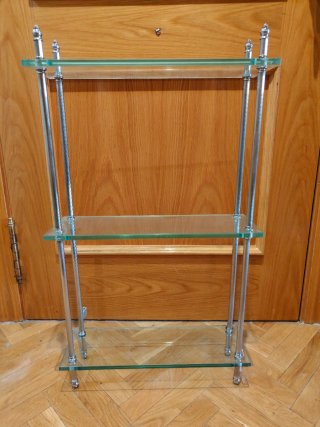 Estantería de cristal y metal