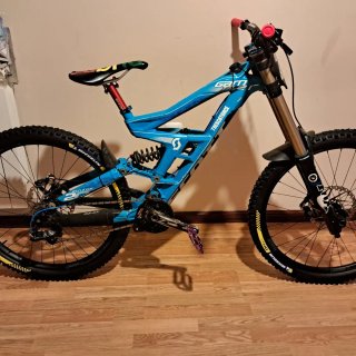 Bicicleta Scott DH