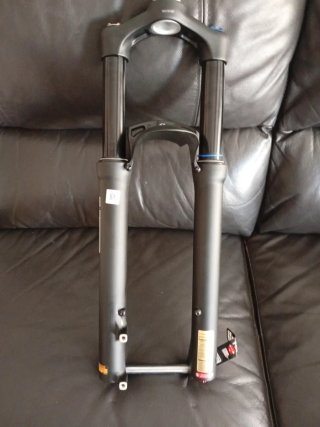 Horquilla SR Suntour Aion 35 RC PCS Boost