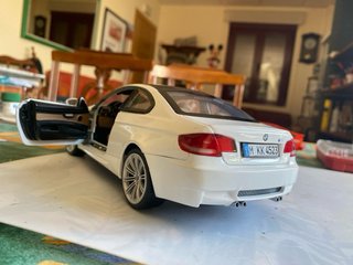 BMW M3 E92 1/18 Motor Max
