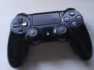 PS4 (PlayStation 4) 1 TB Negra