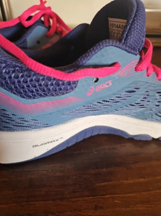 Zapatillas Asics GT-1000 nuevas Talla 37