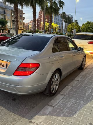 Mercedes-Benz Clase C 2010