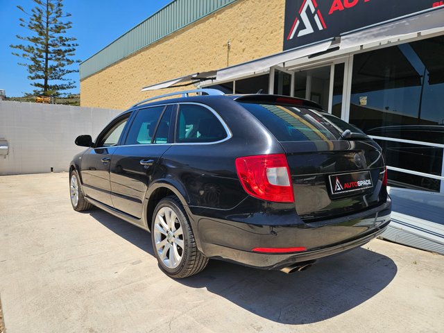 Skoda Superb 2.0TDI, Elegance, Auto,Top Spec,159km