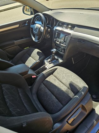 Skoda Superb 2.0TDI, Elegance, Auto,Top Spec,159km