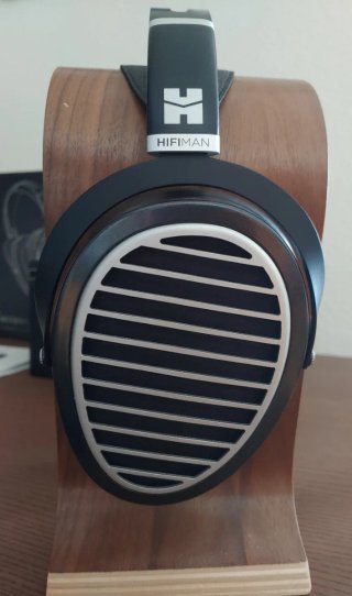 Auriculares HIFIMAN Ananda primera edición.