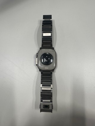 Apple Watch Ultra 2 (92%) + Correa Titanio Nomad