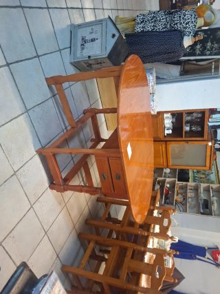 Mesa extensible de roble