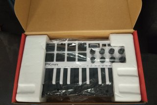 AKAI MPK mini Special Edition White