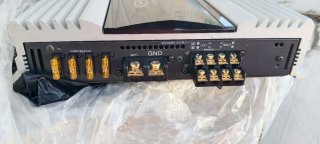 KENWOODアンプ　KAC-P550IF Amplificador Kenwood KAC-PS501F de Segunda mano por 150 EUR en