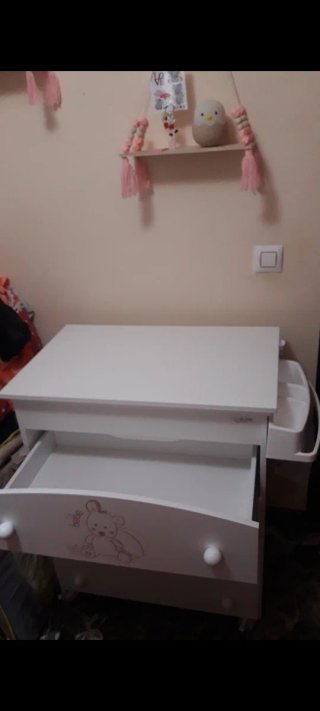 Mueble cambiador bebé con cajones