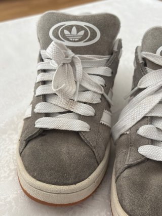 Adidas Campus Original 00s Gris y Blanco