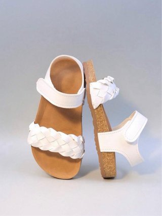 Sandalias blancas niña