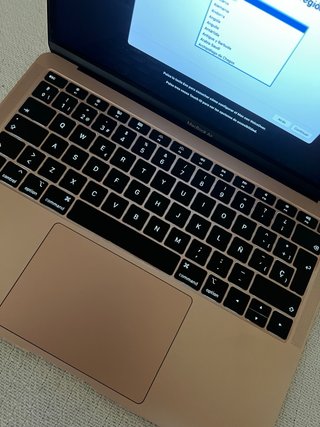 MacBook Air A1932