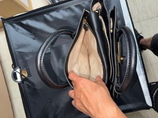 Bolso Guess Negro Piel Sintética