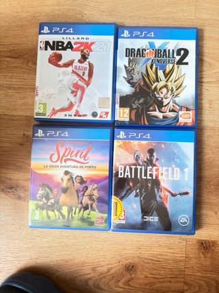 Lote 12 o 4 Juegos PS4: Spider-Man, FIFA 18, Last
