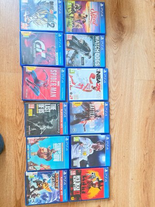 Lote 12 o 4 Juegos PS4: Spider-Man, FIFA 18, Last