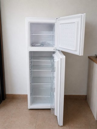 URGENTE! Nevera combi blanco SVAN