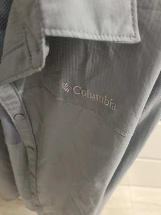 Camisa trekking Columbia gris